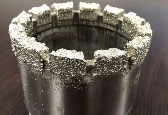 Diamond Core Drill Bit Wear – How to Sharpen, Fix & Extend Lifespan 6 Burning out of diamond core drill bit