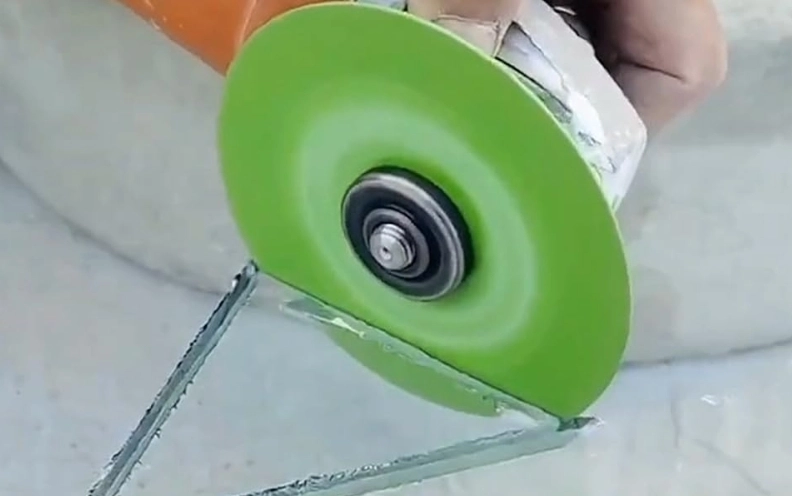 What Can You Cut with A Diamond Cutting Disc? 2 Diamond cutting disc for glass