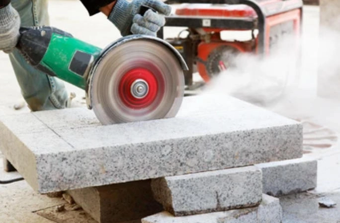 Dry Granite Cutting