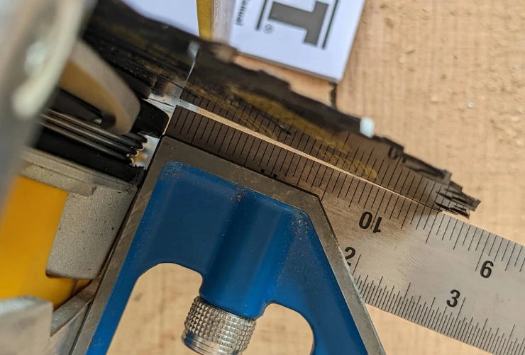 How to Square the Saw Blade 5 Square the Saw Blades