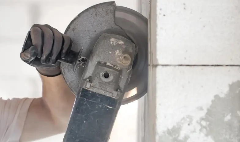 cutting wall